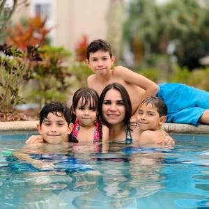 Meet your Posher, Lyrian